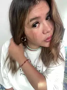 zoe adhara online show from December 2024 08:26:02 PM