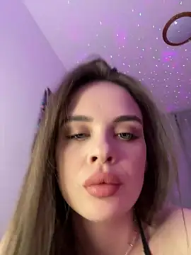 KristenSayles online show from March 2025 07:28:01 PM