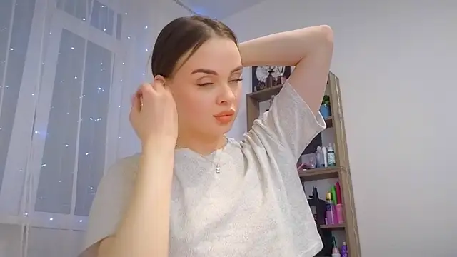 KristenSayles online show from March 2025 05:26:02 PM