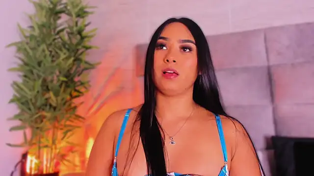 Snapshot of mia_crawford chatting on March 2025 11:39:02 AM mia crawford online show from March 2025 11:39:02 AM