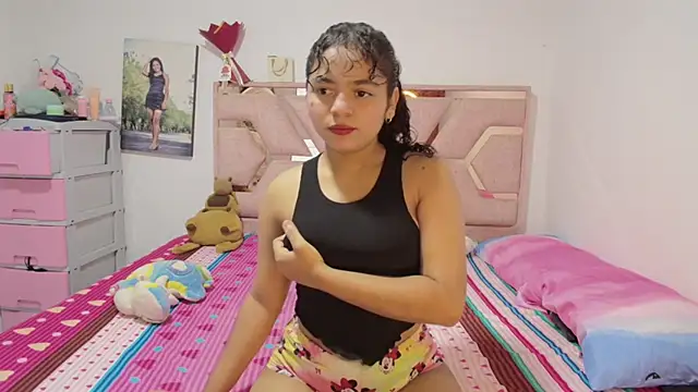 Winnifer Gonzal online show from April 2026 04:27:01 AM