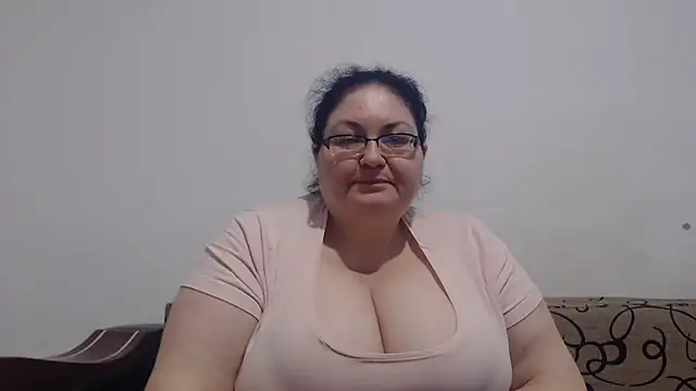 Snapshot of Nykyxo chatting on April 2026 11:55:02 PM Nykyxo online show from April 2026 11:55:02 PM