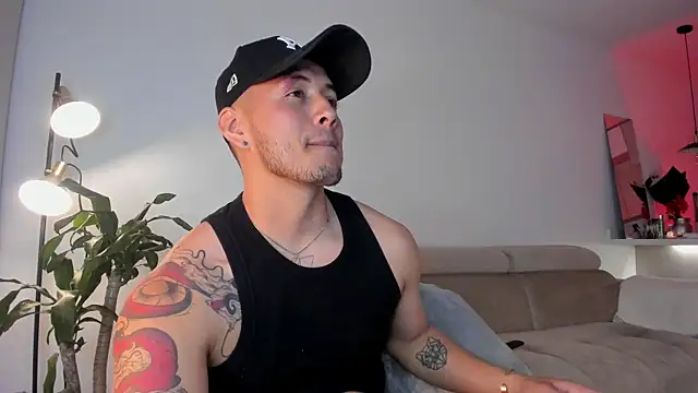 Chriskyle  online show from March 2025 05:16:01 AM