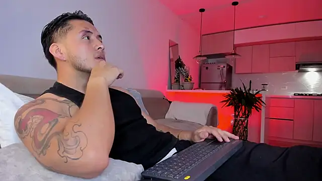 Chriskyle  online show from September 2025 12:24:02 AM