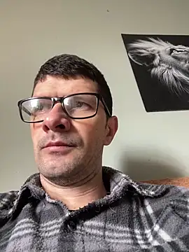 Juliano2289 online show from April 2026 02:21:01 PM