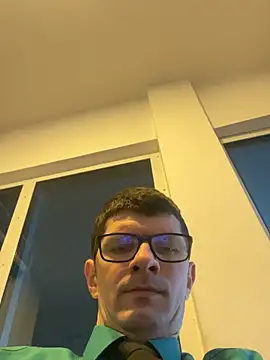 Juliano2289 online show from April 2026 12:33:02 PM