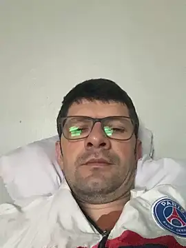 Juliano2289 online show from May 2026 07:54:02 PM
