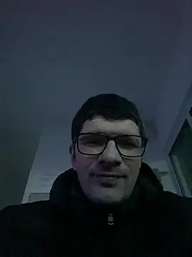 Snapshot of Juliano2289 chatting on July 2026 11:38:01 AM Juliano2289 online show from July 2026 11:38:01 AM