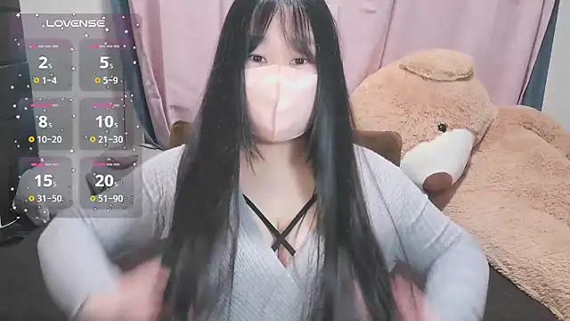 yuinyan3150 online show from April 2026 08:31:01 PM