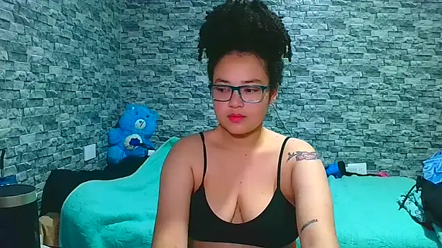 Snapshot of vanellope12 chatting on March 2026 05:57:01 AM vanellope12 online show from March 2026 05:57:01 AM