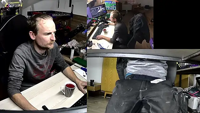 Snapshot of Happy_Michal chatting on October 2025 04:18:02 PM Happy Michal online show from October 2025 04:18:02 PM