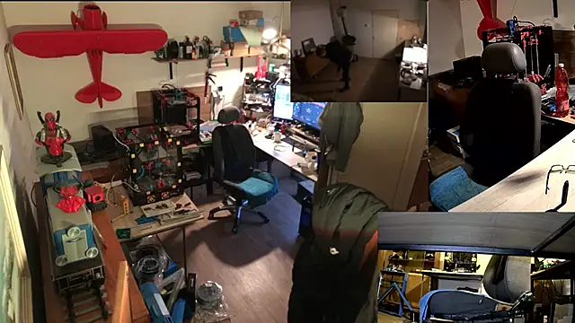 Snapshot of Happy_Michal chatting on December 2025 05:18:02 PM Happy Michal online show from December 2025 05:18:02 PM