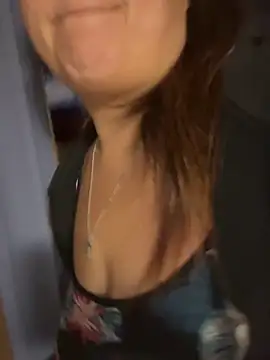 Snapshot of asianmama888 chatting on September 2025 04:03:01 AM asianmama888 online show from September 2025 04:03:01 AM