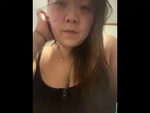 Snapshot of asianmama888 chatting on October 2025 06:30:01 PM asianmama888 online show from October 2025 06:30:01 PM