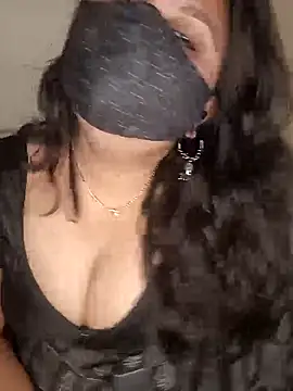 Snapshot of Love-priya chatting on March 2025 08:19:02 AM Love-priya online show from March 2025 08:19:02 AM