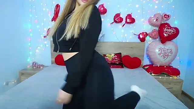 StacyYellig online show from February 2025 11:13:02 PM