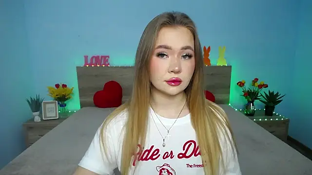 StacyYellig online show from March 2025 07:40:01 PM