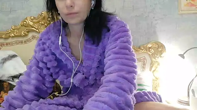 Snapshot of StunnigArt chatting on June 2026 01:08:01 AM StunnigArt online show from June 2026 01:08:01 AM
