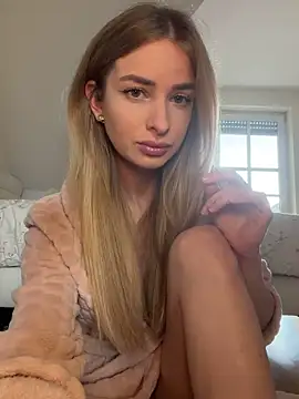 EvieEvans online show from May 2026 02:01:01 PM