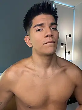 santiago 01 online show from February 2026 09:23:01 PM