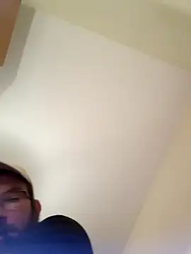 Snapshot of Klinsch chatting on February 2026 07:23:02 PM Klinsch online show from February 2026 07:23:02 PM