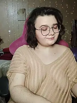 DenisHailey online show from March 2026 07:20:02 PM