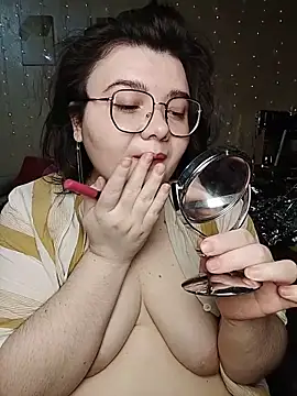 DenisHailey online show from April 2026 07:04:01 PM