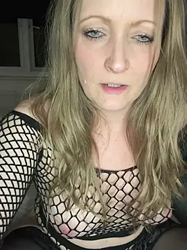 HoneyBluex online show from March 2025 08:12:01 PM