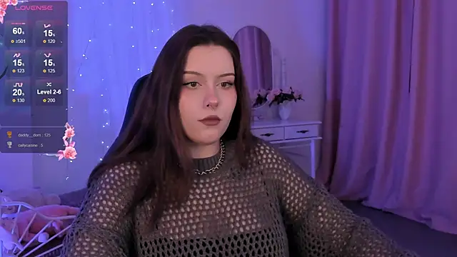Snapshot of CoralineKeyns chatting on February 2025 08:37:01 AM CoralineKeyns online show from February 2025 08:37:01 AM