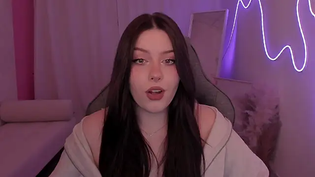 CoralineKeyns online show from February 2026 06:40:02 AM