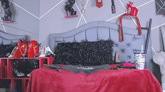 Evangeline online show from January 2026 10:57:01 PM