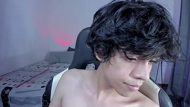 Snapshot of Alan26_ chatting on February 2026 03:50:01 AM Alan26 online show from February 2026 03:50:01 AM