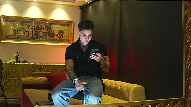 Snapshot of dantecoppolaa_ chatting on June 2026 12:56:02 AM dantecoppolaa online show from June 2026 12:56:02 AM