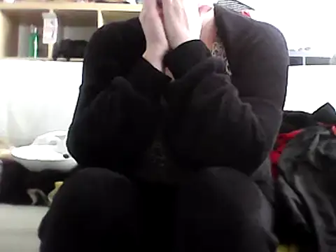 Snapshot of DragoneSFR chatting on February 2025 01:03:01 PM DragoneSFR online show from February 2025 01:03:01 PM