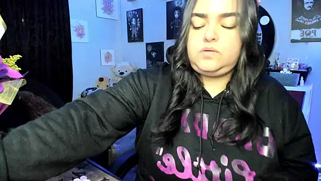 Luise Meyrink online show from December 2025 03:11:02 AM