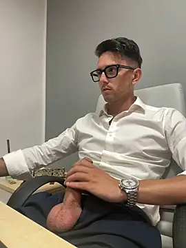 masterboss  online show from September 2025 11:43:01 AM