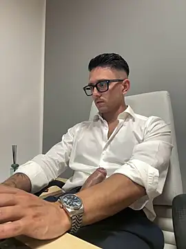 masterboss  online show from September 2025 11:47:01 AM