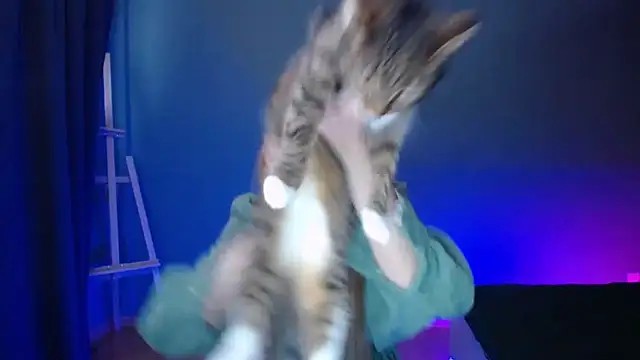 LuciaYoung online show from February 2025 06:19:01 AM