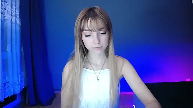 LuciaYoung online show from March 2025 07:26:02 PM