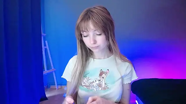 LuciaYoung online show from March 2025 04:24:02 PM