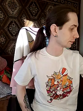 Nikki Sandy online show from February 2025 05:09:02 AM