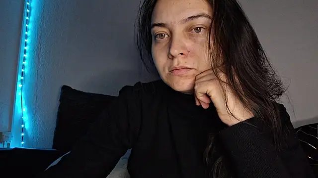 Snapshot of Cyndee_Winter chatting on December 2024 07:22:01 PM Cyndee Winter online show from December 2024 07:22:01 PM