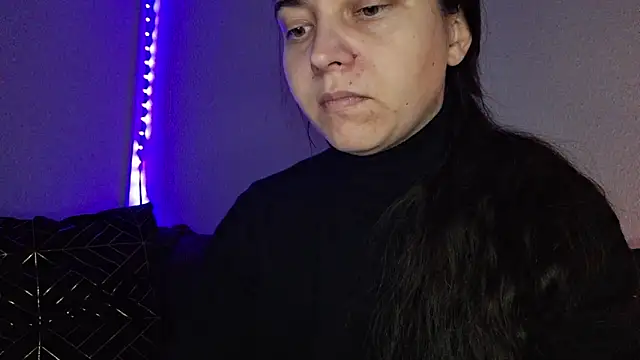 Snapshot of Cyndee_Winter chatting on December 2024 03:06:01 PM Cyndee Winter online show from December 2024 03:06:01 PM