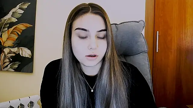 Lili magic online show from March 2025 12:56:02 PM