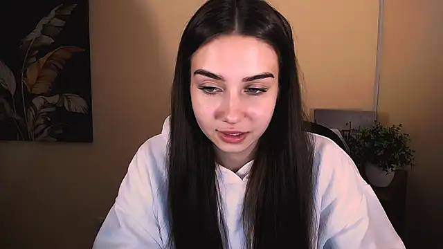 Lili magic online show from October 2025 12:26:01 PM