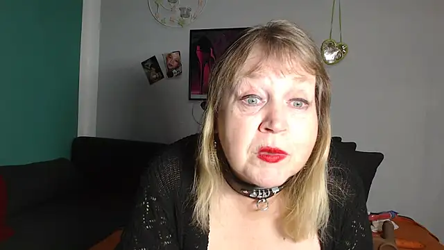 Blasflittchen online show from October 2025 09:59:02 PM