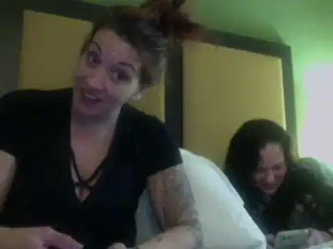 Snapshot of bella8769 chatting on February 2025 08:40:01 AM bella8769 online show from February 2025 08:40:01 AM