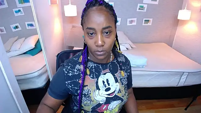 kiara evanss online show from January 2025 06:32:01 PM