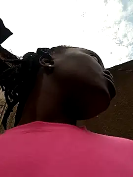 pretty amaal online show from December 2024 12:28:02 PM