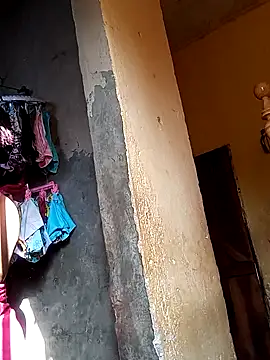 pretty amaal online show from March 2025 02:18:01 PM